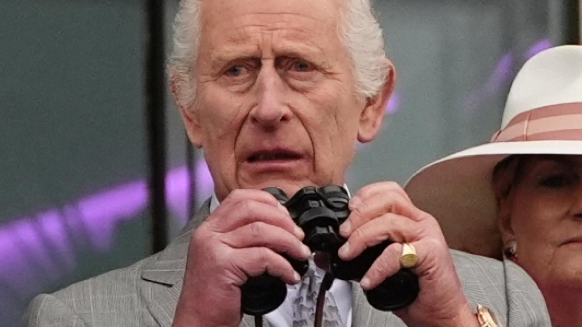 K&ouml;nig Charles III. kommt in den Weissagungen von Nostradamus alles andere als gut weg: Dem britischen Monarch droht der Auslegung zufolge die Abdankung. (Foto)