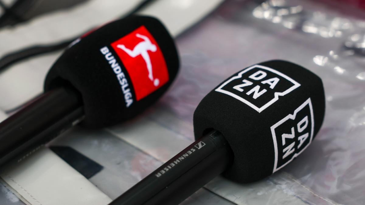 Kundenbindung durch stabile Preise bei mehr Inhalten: DAZN bietet jetzt auch die Bundesliga-Samstagskonferenz an. (Foto)