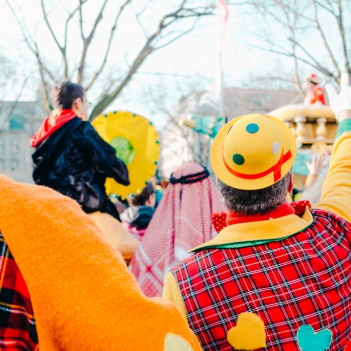 Diese Kostüme sind an Karneval verboten