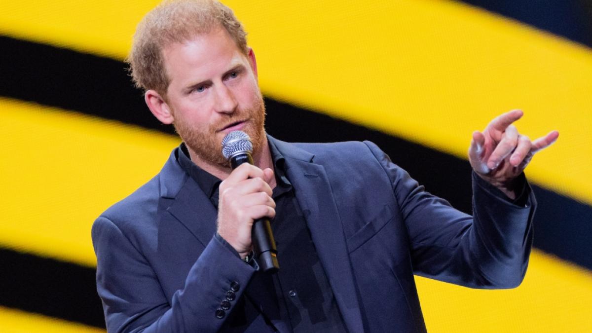 Prinz Harry l&auml;uft nach massiven Protesten Gefahr, seine Nominierung f&uuml;r den "Pat Tillman Award" in letzter Minute zu verlieren. (Foto)
