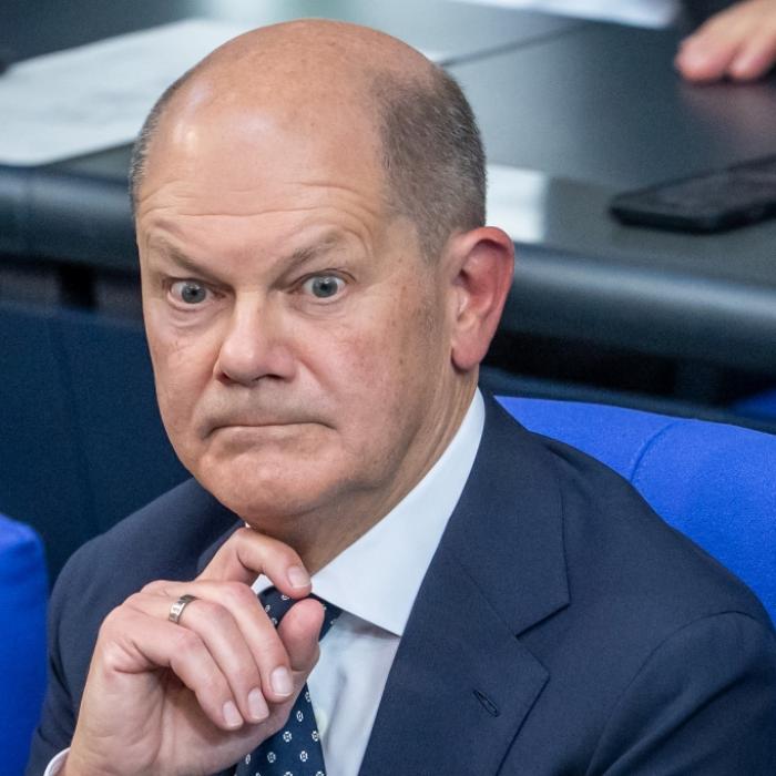 Wahlkampf-Duell mit Friedrich Merz - Kanzler kündigt Offensive an