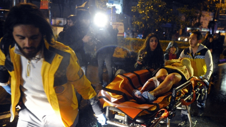 Mindestens 39 Menschen sterben bei dem Attentat in Istanbul.