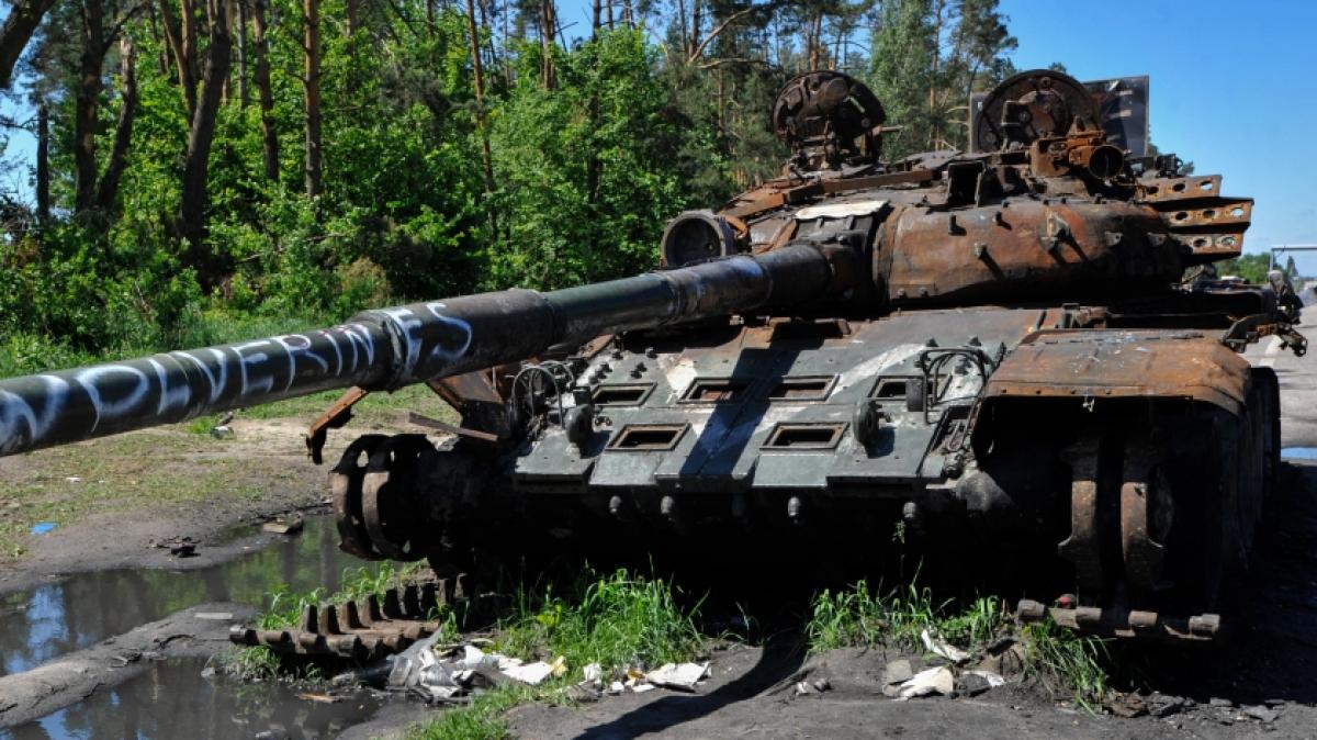 Ein russischer Panzer wurde von Ukraine-Streitkr&auml;ften ausgeschaltet. (Foto)