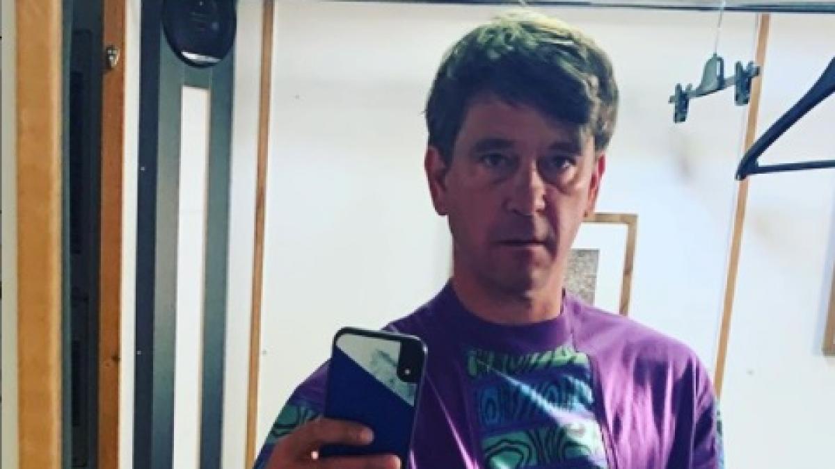 Dieses Selfie im Neunziger-Look postete "Polizeiruf 110"-Schauspieler Peter Schneider auf seinem &ouml;ffentlichen Instagram-Kanal. (Foto)