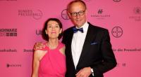 Friedrich Merz und seine Ehefrau Charlotte Merz beim 71. Bundespresseball (2024).