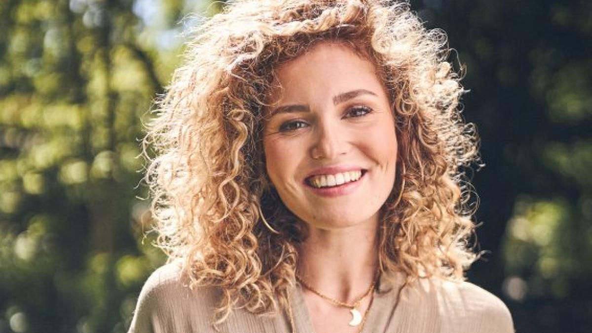 Sophie Imelmann spielt bei "K&ouml;ln 50667" die Rolle der Leonie. (Foto)
