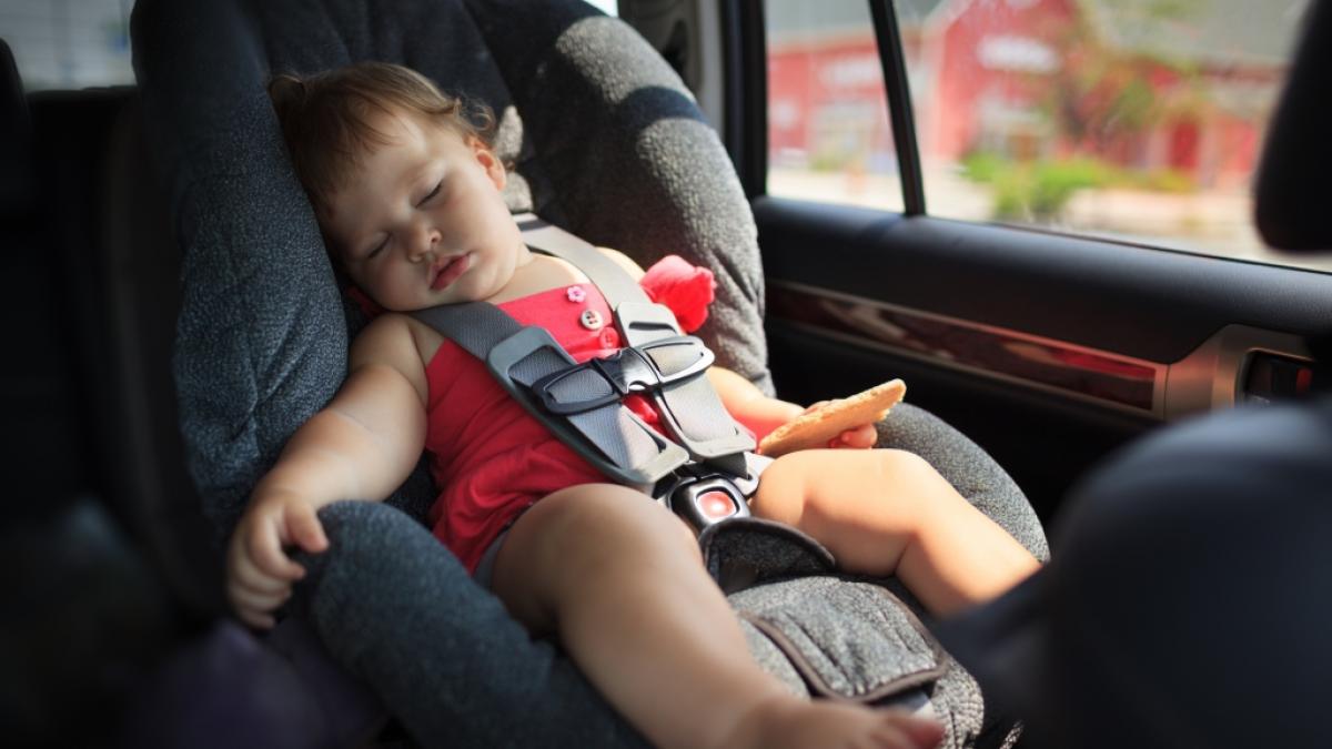 Ein vierj&auml;hriges M&auml;dchen starb jetzt einen Hitzetod, weil ihre Eltern sie im Auto verga&szlig;en. (Symbolbild) (Foto)