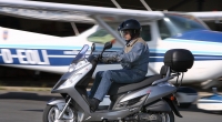 ... mit gutem Wind- und Wetterschutz, hoher Reisetauglichkeit und robusten Motoren ...