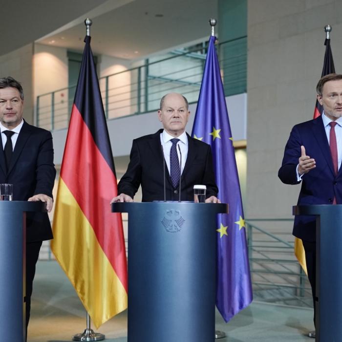 Streichungen und Kosten-Schock! Was kommt auf Stütze-Empfänger zu?