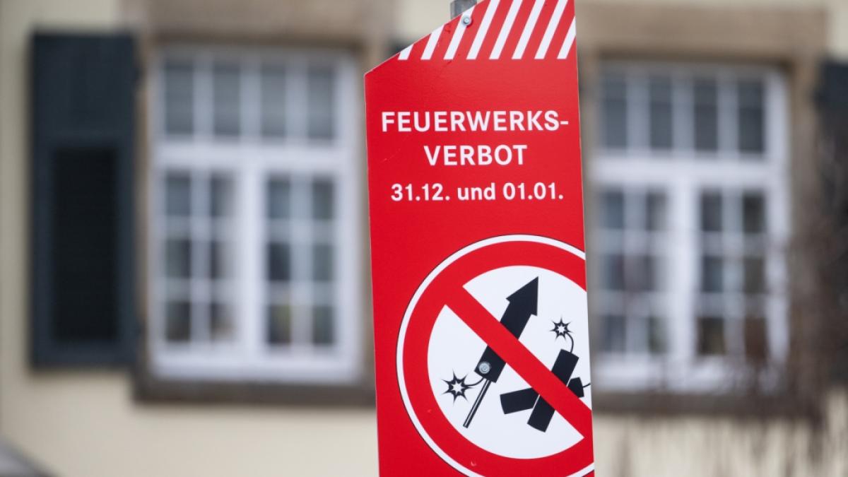 In etlichen deutschen St&auml;dten ist das Abfackeln von Silvesterfeuerwerk durch B&ouml;llerverbotszonen untersagt. (Foto)