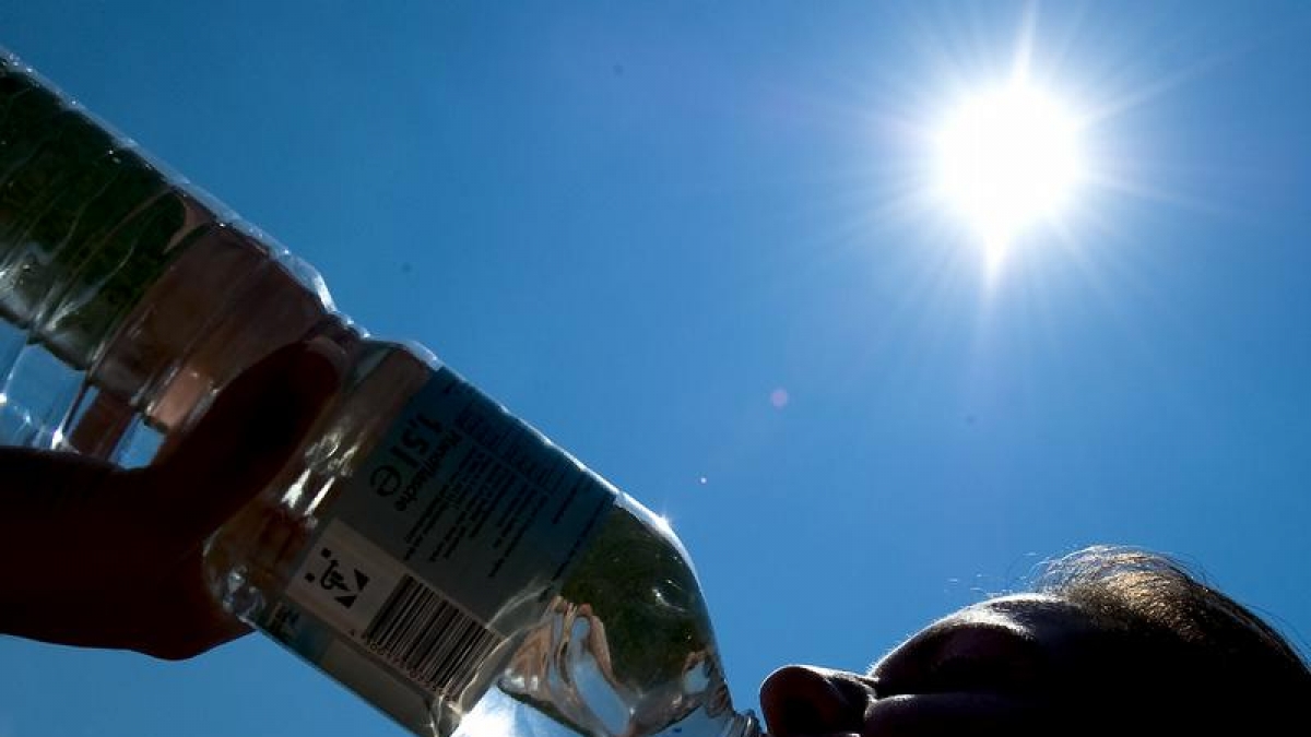 Im Sommer antriebslos und schlapp? Dann greifen Sie zur Flasche. Aber zur richtigen.&nbsp; (Foto)