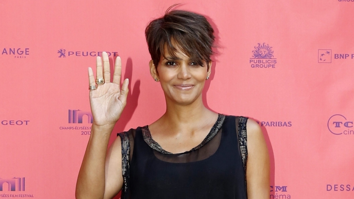 Halle Berry zeigt sich unheimlich sexy. (Foto)