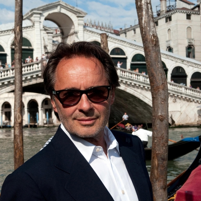 Commissario Brunetti sucht 