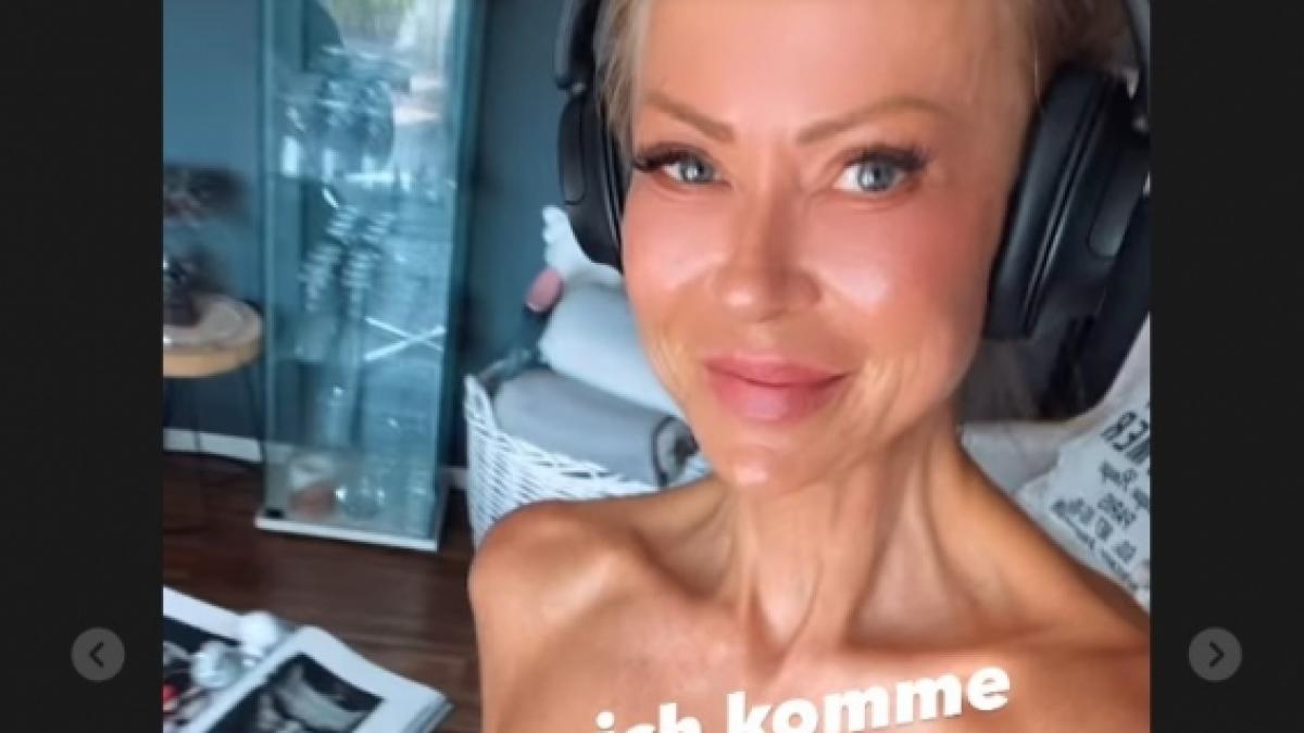 Jenny Elvers zeigt ihren Followern mit diesem hei&szlig;en Bikini-Ausblick, dass ihr die Auszeit gut getan hat. (Foto)