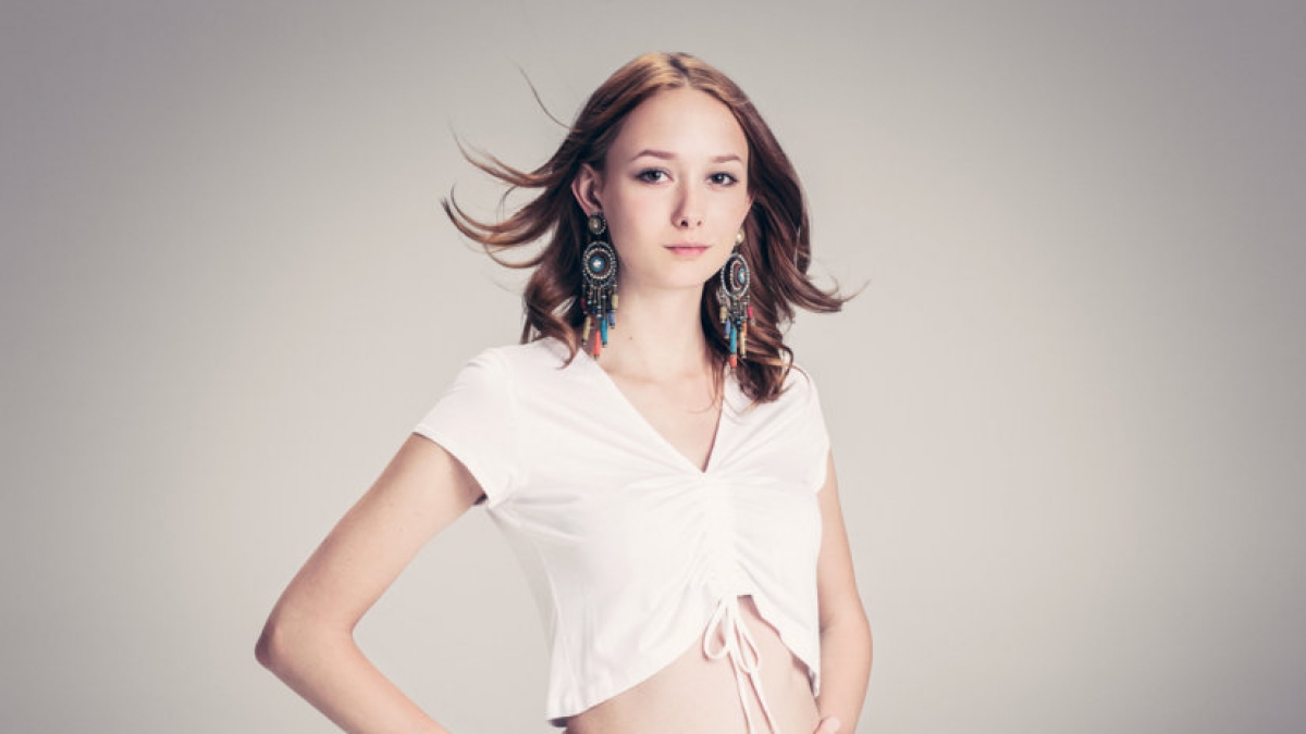 GNTM-Kandidatin Sally macht sich mit ihrer offenen Art nicht nur Freunde. (Foto)