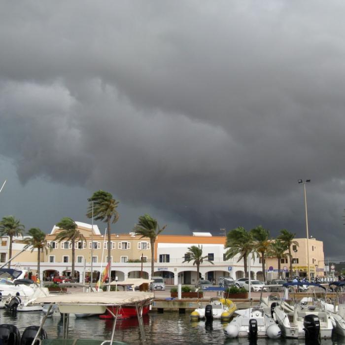 Medicane-Warnung! Hagel-Horror auf der Balearen-Insel