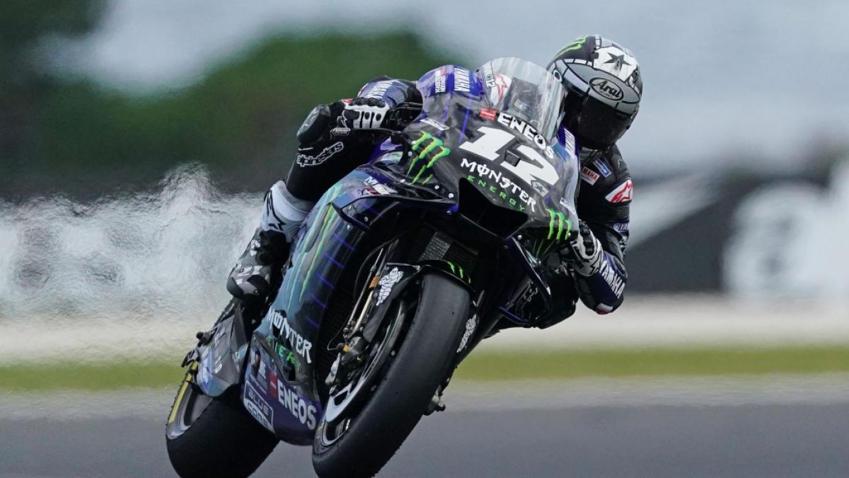 Maverick&nbsp;Vi&ntilde;ales musste beim MotoGP-Rennen in Spielberg von seiner Maschine springen. (Foto)
