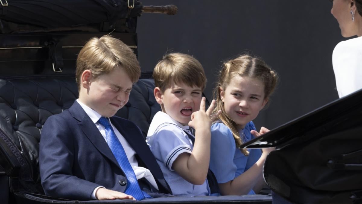 Prinz Louis wollte gar nicht mehr aufh&ouml;ren zu winken. (Foto)