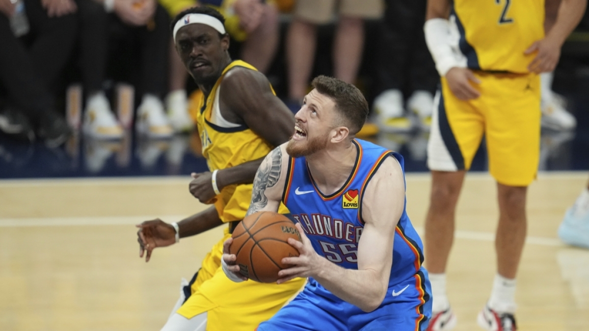 Isaiah Hartenstein hat sich mit dem Titelgewinn in der NBA-Meisterschaft 2025 mit den Oklahoma City Thunder einen Platz in der Basketball-Geschichte gesichert. (Foto)