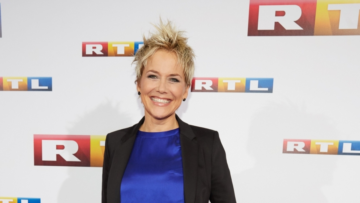 "Bauer sucht Frau"-Moderatorin Inka Bause konnte in der BsF-Staffel von 2018 einige Paare zusammenbringen - doch jetzt wurde eine traurige Trennung vermeldet. (Foto)