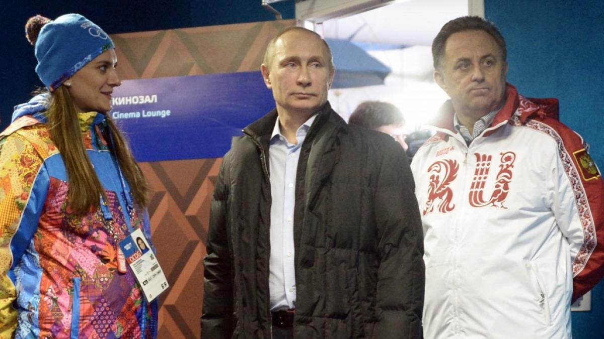 Die fr&uuml;here Weltklasse-Stabhochspringerin Jelena Issinbajewa und Russlands Pr&auml;sident Wladimir Putin verbindet eine langj&auml;hrige Freundschaft - jetzt ist die Vertraute des Kreml-Chefs aus ihrer russischen Heimat get&uuml;rmt. (Foto)