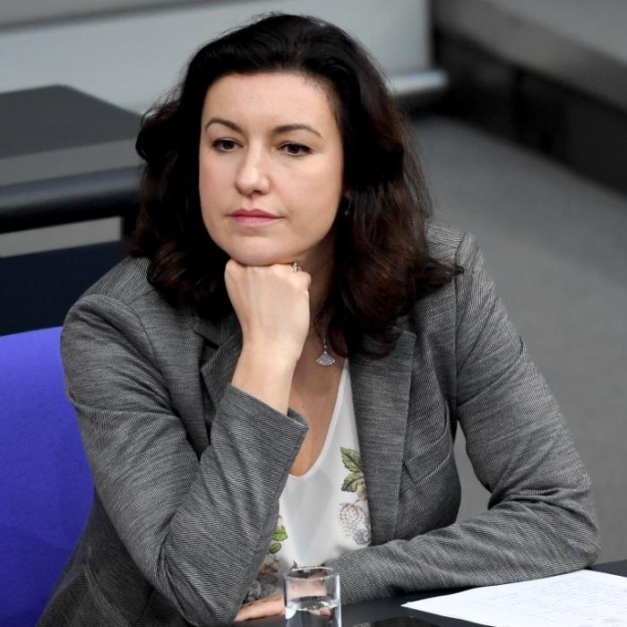 CSU-Politikerin schockt im sexy Latex-Outfit