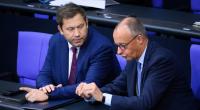 SPD-Finanzminister Lars Klingbeil und CDU-Bundeskanzler Friedrich Merz konnten die Stimmung im Land bislang nicht verbessern.