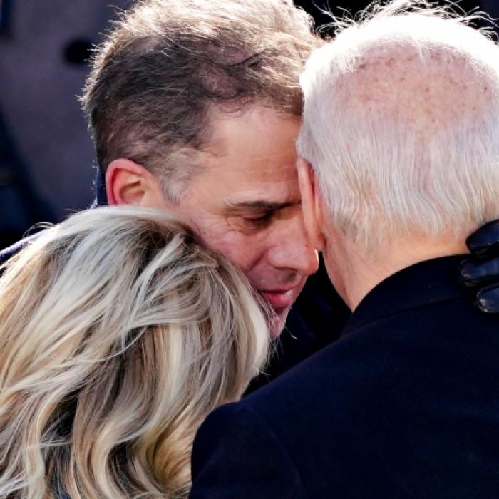 Sie entdeckte seine Affären! Biden-Ex packt in Enthüllungsbuch aus