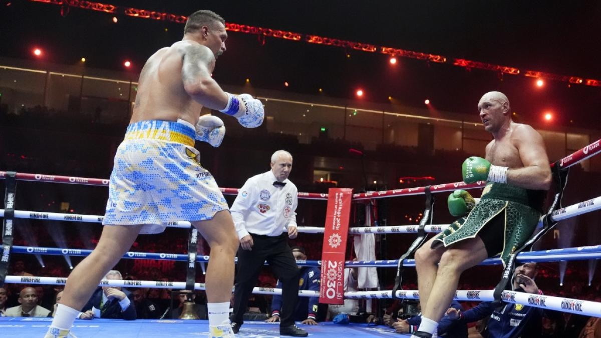 Oleksandr Usyk schickt Tyson Fury in der 9. Runde fast auf die Bretter (Foto)