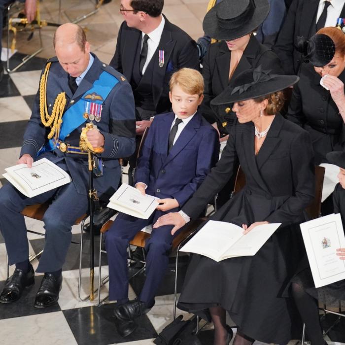 Sie beugt sich Prinz Williams Wünschen, doch ihr Herz zerbricht