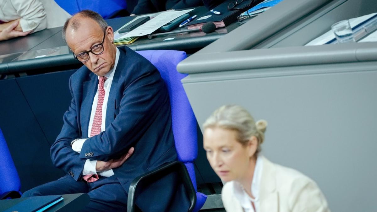 Die CDU r&uuml;ckt in der aktuellen Sonntagsfrage auf und teilt sich den ersten Platz mit der AfD. (Foto)