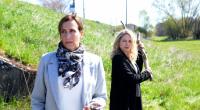 Katrin (Ulrike Frank) ahnt nichts von der Bedrohung Melanies.