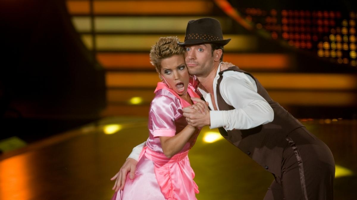 Die "Let's Dance"-Familie trauert um Profit&auml;nzer Christian B&auml;rens, der 2010 mit Sylvie Meis tanzte. (Foto)