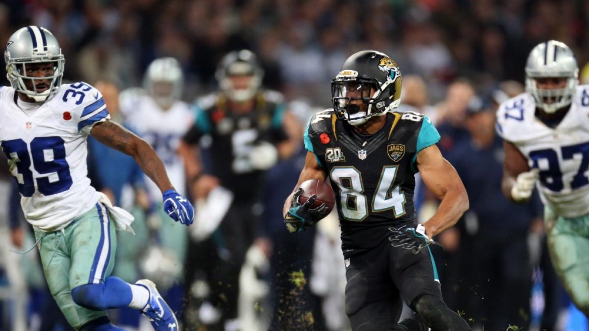 Storm Johnson von den Jacksonville Jaguars l&auml;uft den Ball gegen die Dallas Cowboys, am 09.11.2014. (Symbolbild) (Foto)