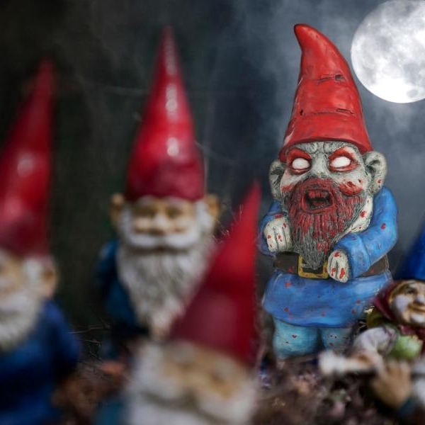 Waaahh! Angriff der Zombie-Gartenzwerge