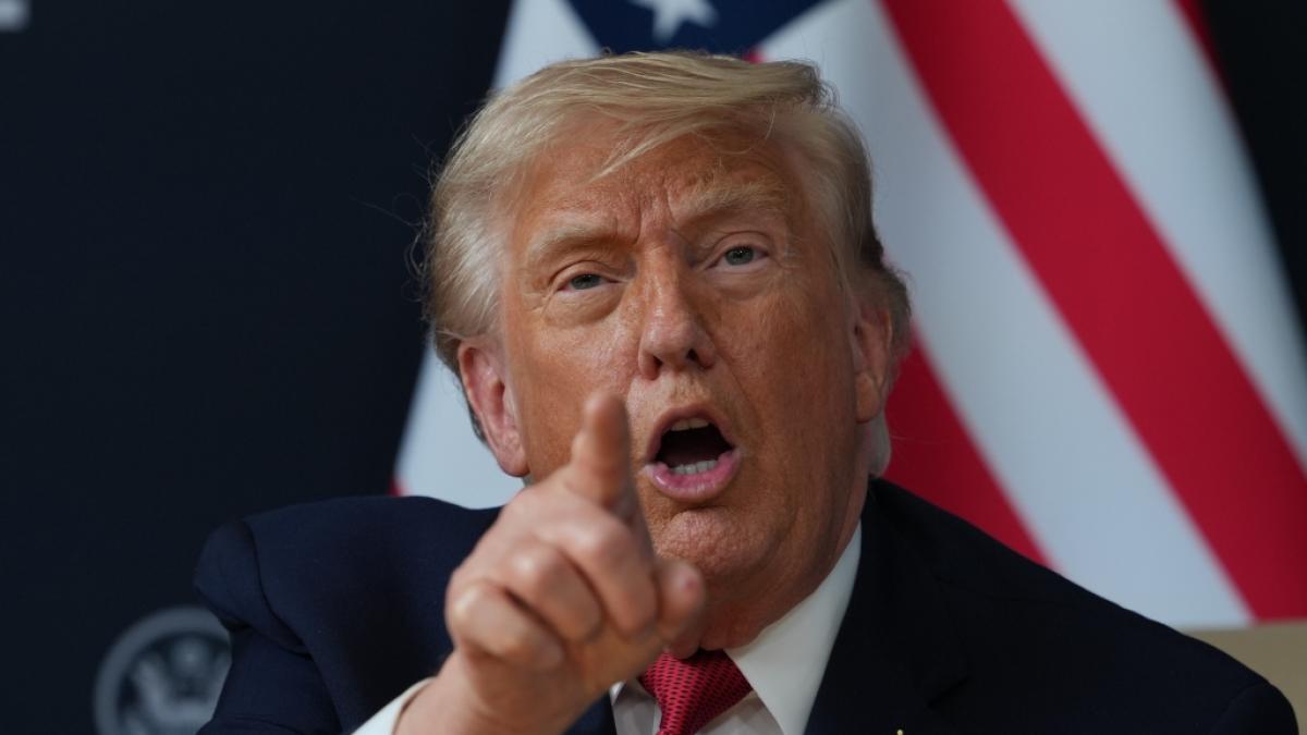 Larry David schie&szlig;t gegen Trump-UFC-Event im Wei&szlig;en Haus (Foto)