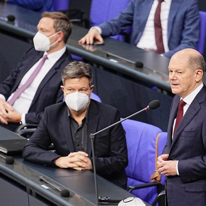 Tankrabatt, Energiesteuer und Co. - So sollen wir künftig entlastet werden