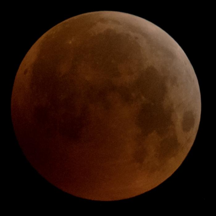 Nach totaler Mondfinsternis! HIER können Sie das Schneemond sehen