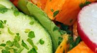 Salat gilt bei vielen als Vitaminbombe schlechthin - doch sein Ruf ist besser als die Fakten.