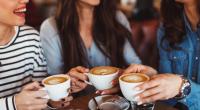 Kaffee kann die biologische Alterung bei bestimmten Erkrankungen verlangsamen - wenn man es nicht übertreibt.