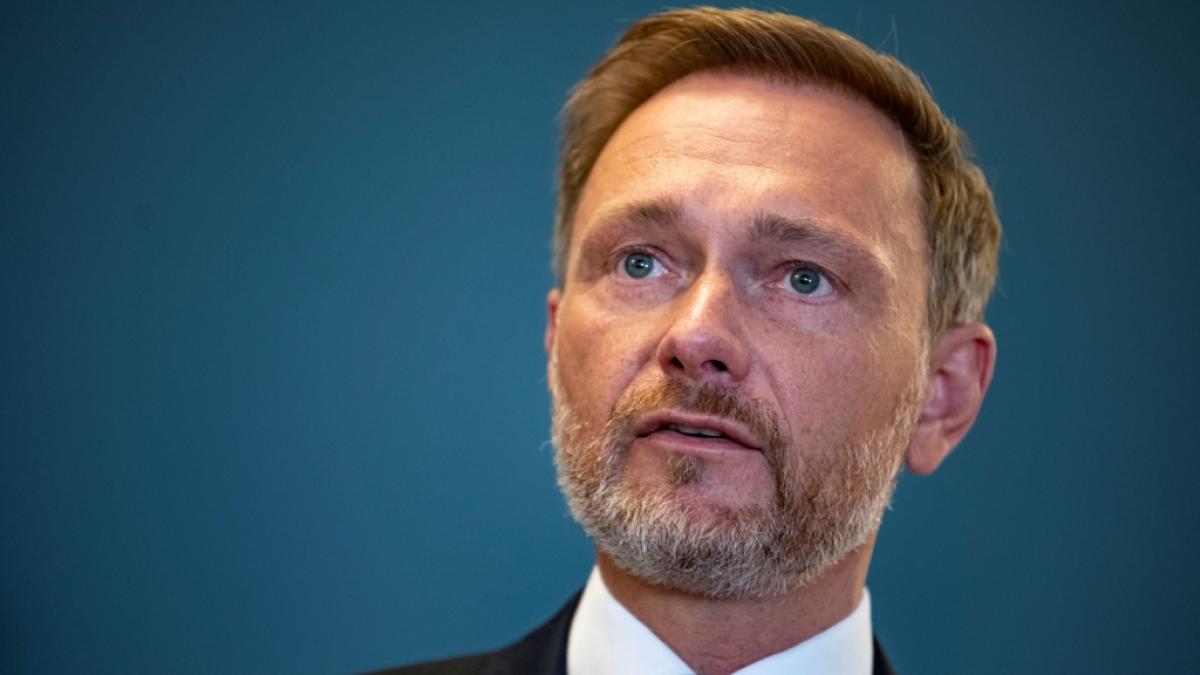 Christian Lindner wurde f&uuml;r seine Forderung nach einer h&ouml;heren Pendlerpauschale kritisiert. (Foto)