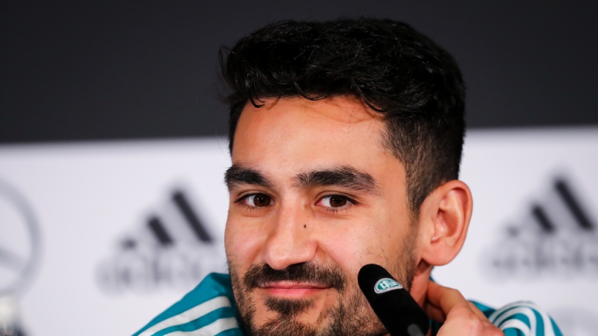 So lebt Nationalspieler Ilkay G&uuml;ndogan abseits des Rasens. (Foto)