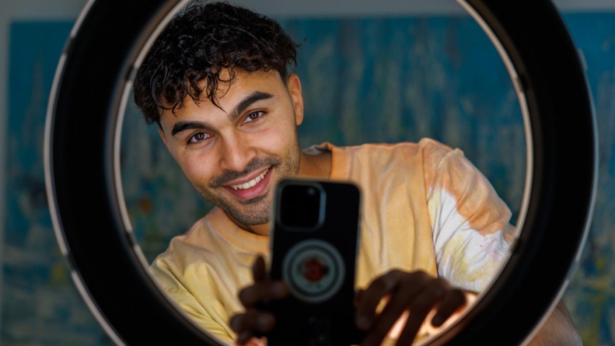 Younes Zarou ist Deutschlands TikTok-Star. (Foto)