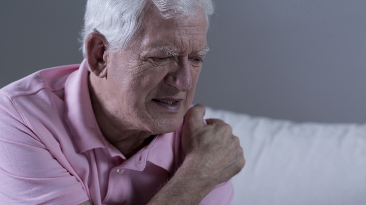 Rheumatische Erkrankungen gehen immer mit quälenden Schmerzen einher - doch die richtige Basistherapie kann den Bedarf an Schmerzmitteln senken.