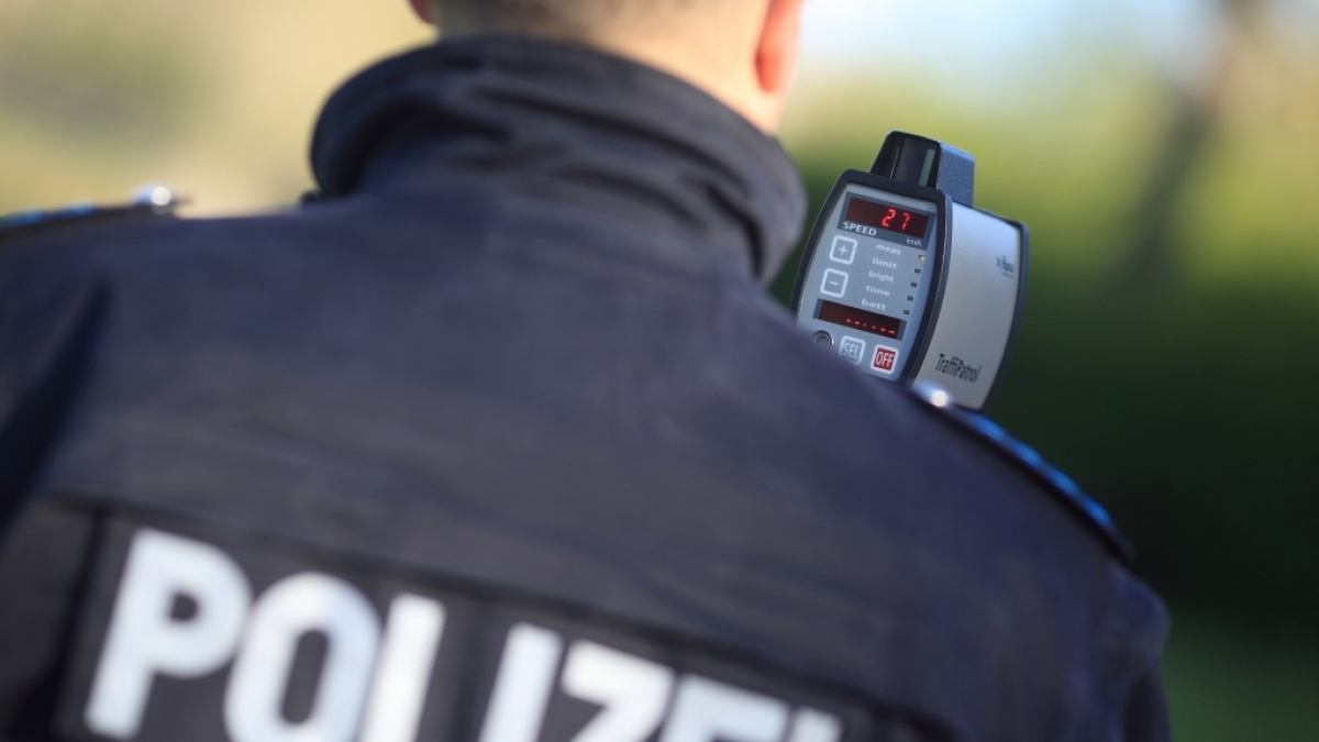 Die brutale Vergewaltigung einer 33 Jahre alten Frau in Bochum soll von der Polizei verheimlicht worden sein (Symbolfoto). (Foto)
