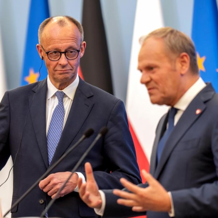 Bundeskanzler von Polen-Premier brüskiert bei erstem Treffen
