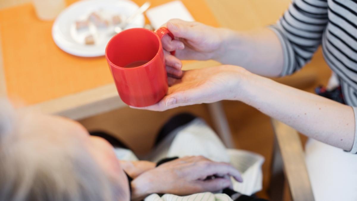 Die Zukunft der deutschen Pflegeversicherung steht auf wackeligen Beinen: Experten zufolge droht der Zusammenbruch, wenn nicht schleunigst Milliarden-L&ouml;cher gestopft werden. (Foto)