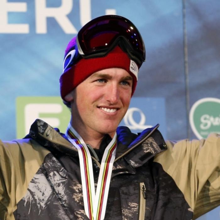 Ski-Weltmeister (31) in Japan von Lawine begraben! Ehefrau trauert im Netz