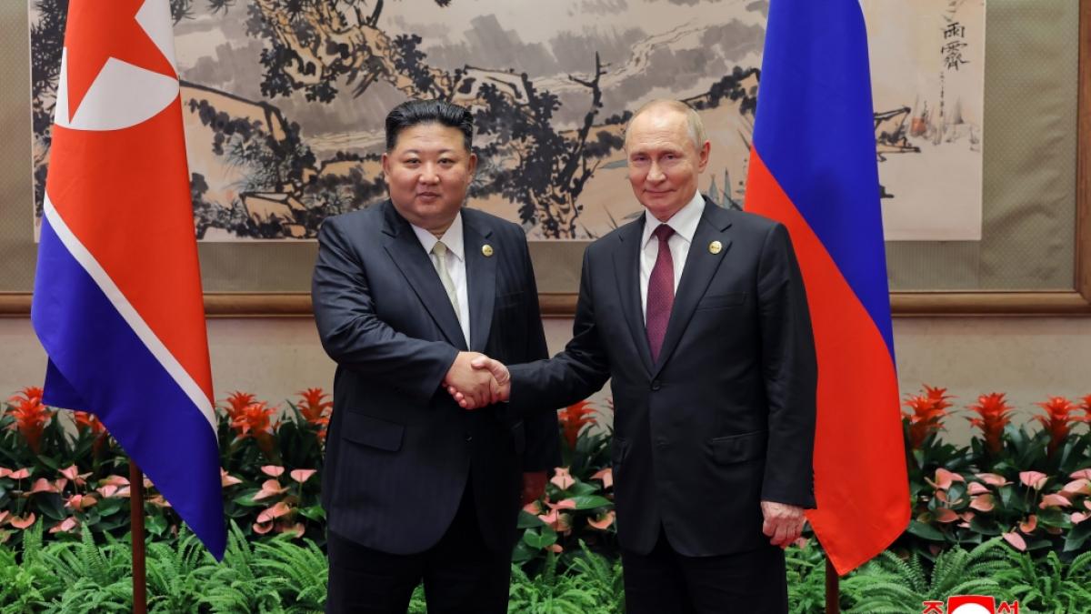 Kim Jong Un (l.) und Wladimir Putin (r.) wollen auch k&uuml;nftig eng zusammenarbeiten. (Foto)