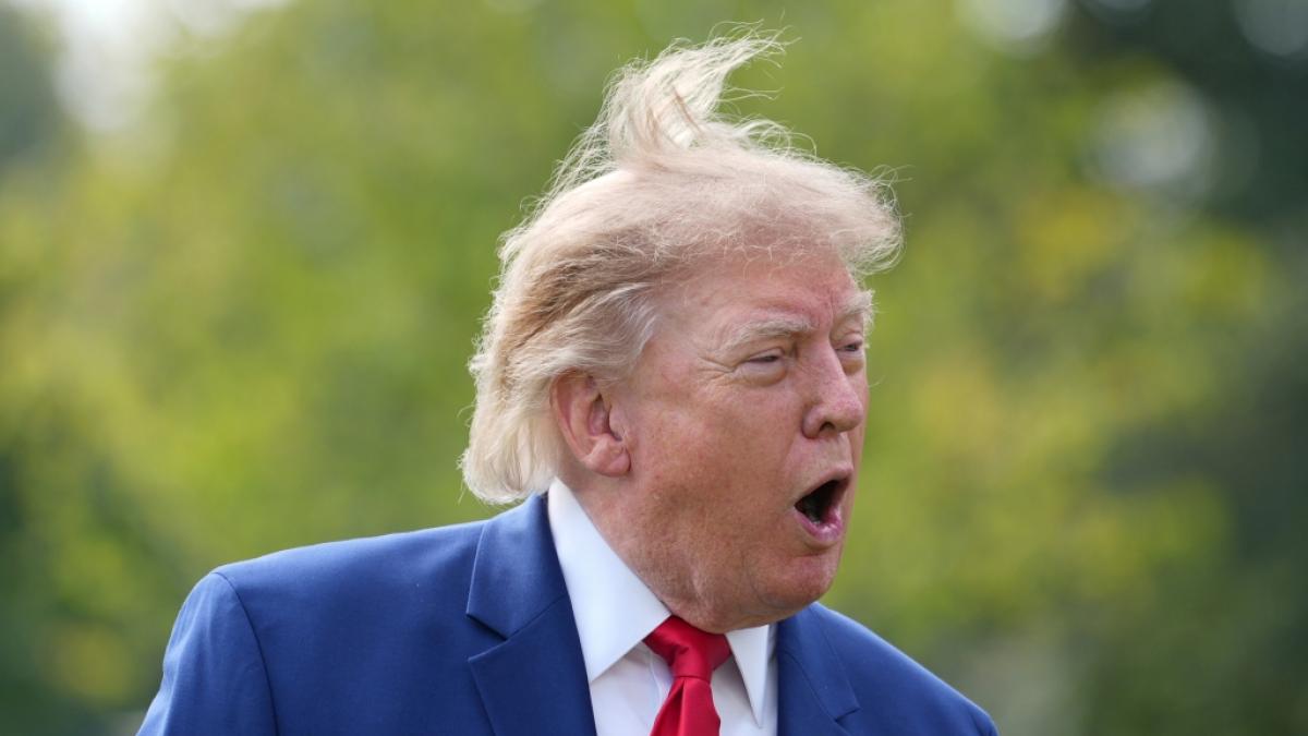 Ungehalten, lautstark, zerzaust: Ein Anblick von Donald Trump, an den man sich in der zweiten Amtszeit des US-Präsidenten bereits gewöhnt hat. (Foto)